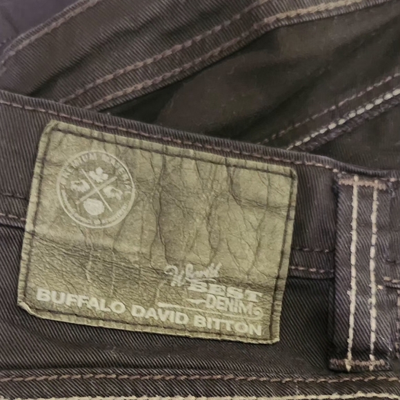Men's Buffalo David Bitton Buckle Jean's - Picture 2 of 5